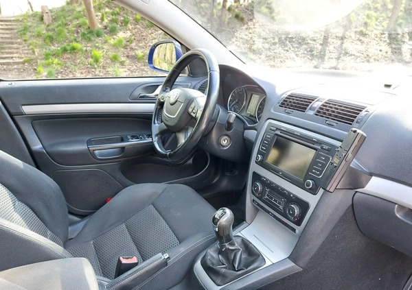 Skoda Octavia cena 16999 przebieg: 310300, rok produkcji 2012 z Szczecin małe 667